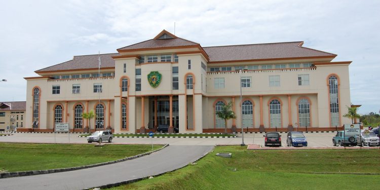 Ketua LSM Guntur : Jangan Ngaku Timses Kalau Nyusahin Bupati dan Wakil Bupati